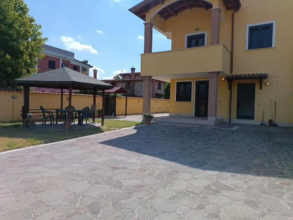 Come A Casa Ostia Antica Casa vacanze